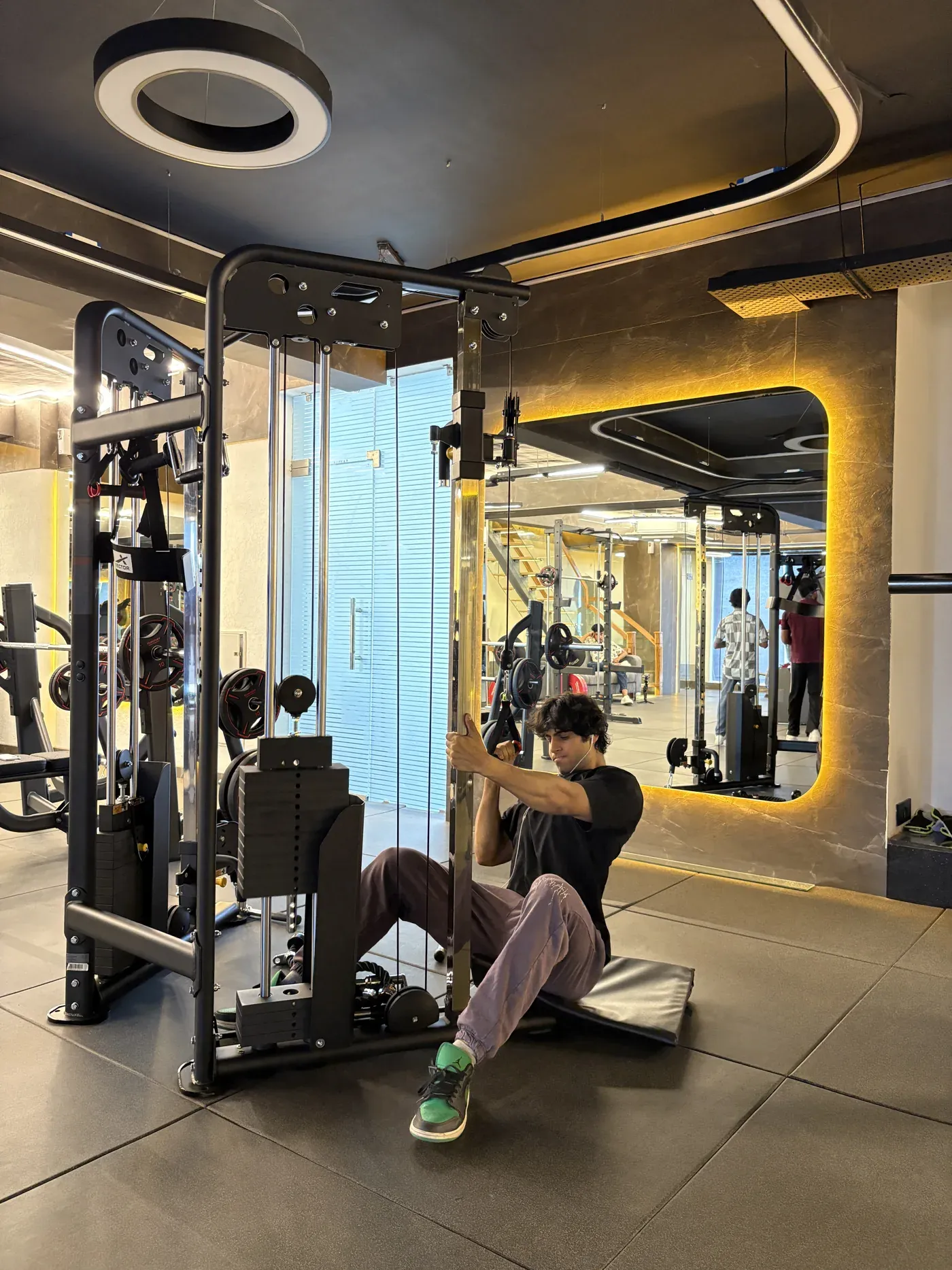 A training session photographed on the M&Y gym floor